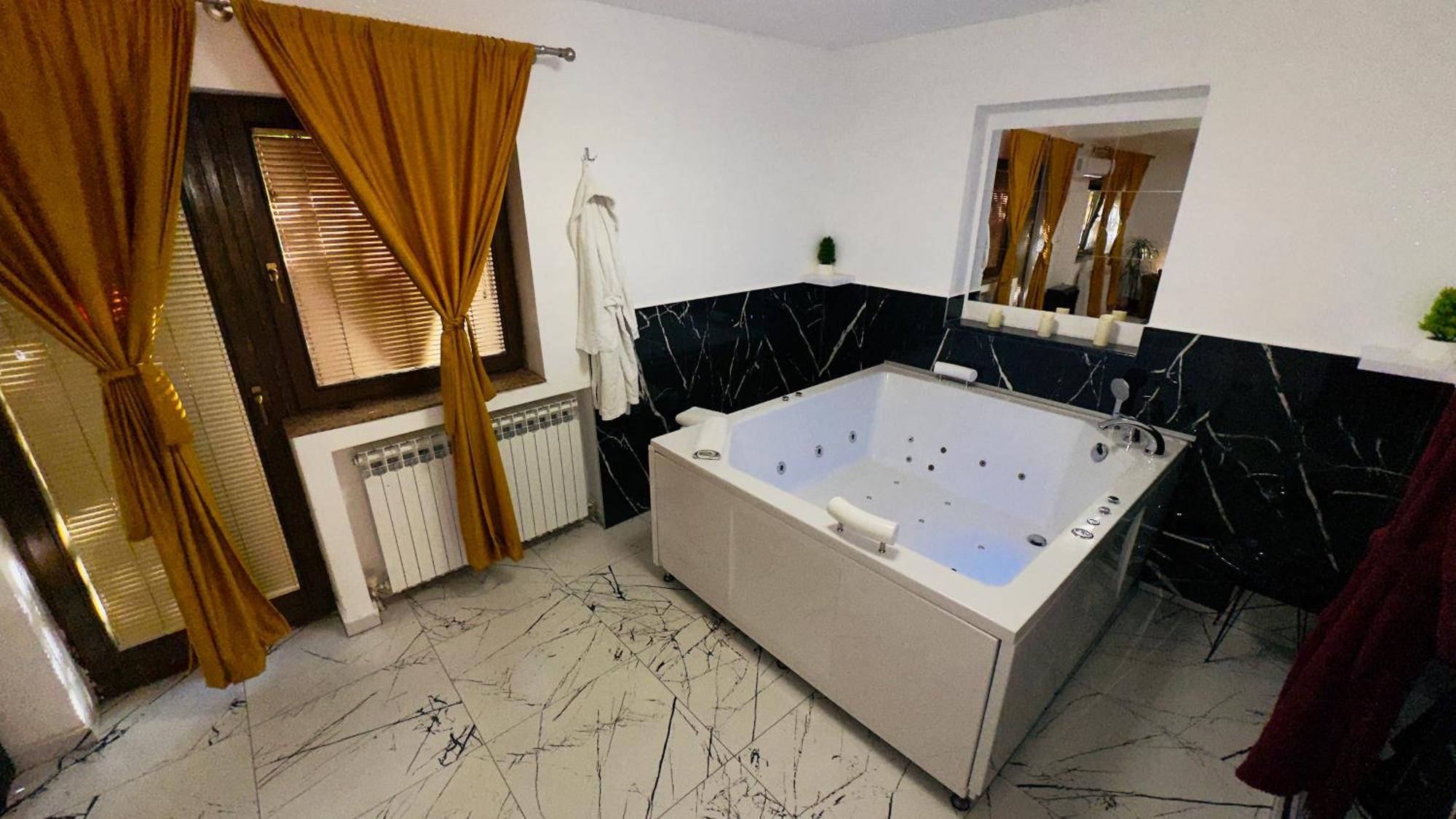 Hedonist Spa Jacuzzi Sarajevo Free Parking ภายนอก รูปภาพ