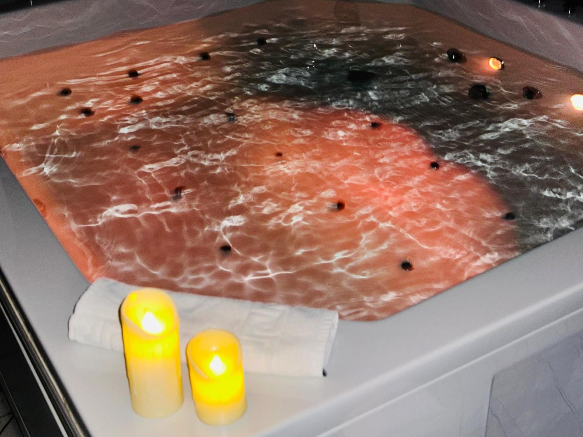 Hedonist Spa Jacuzzi Sarajevo Free Parking ภายนอก รูปภาพ
