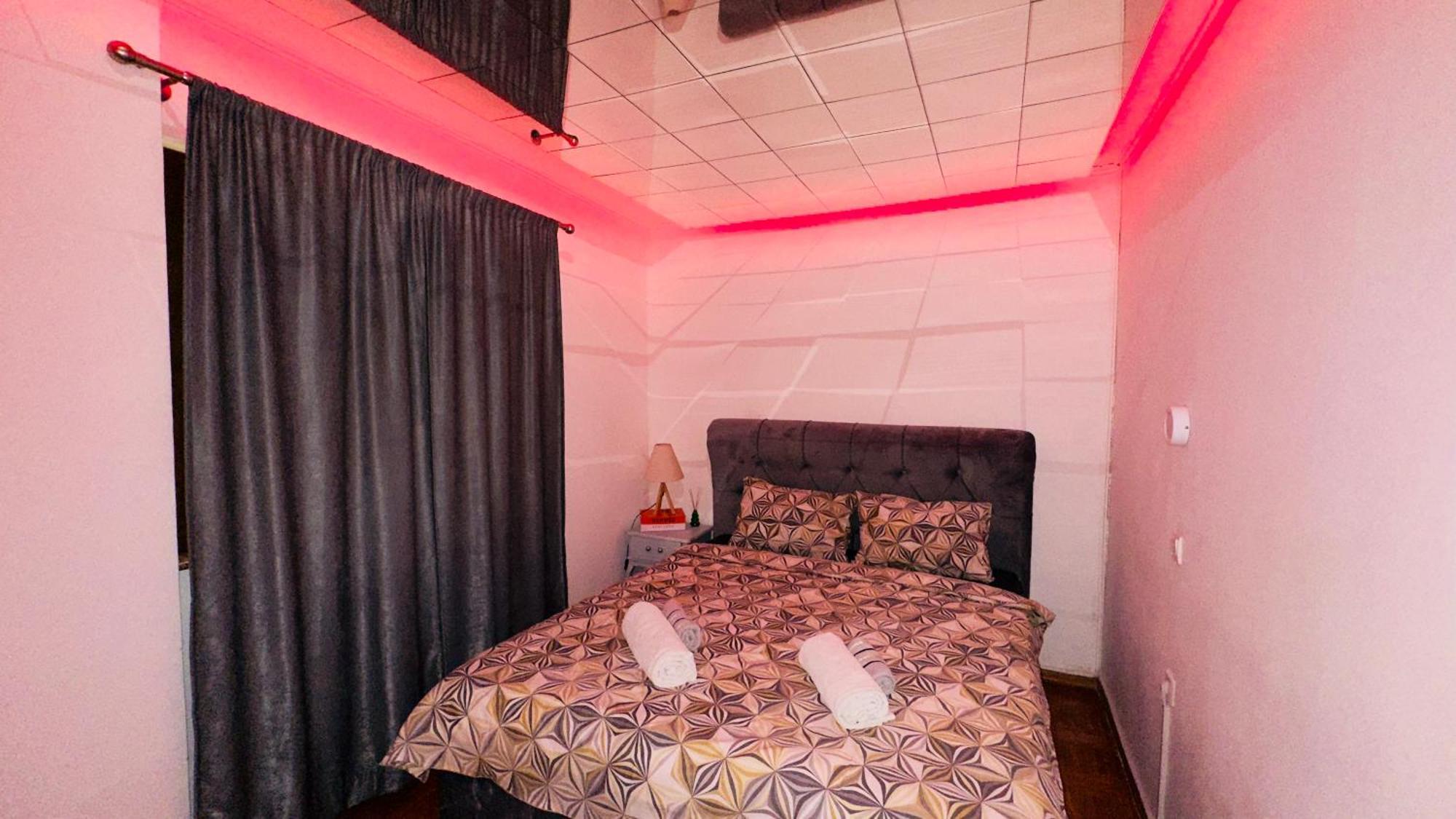 Hedonist Spa Jacuzzi Sarajevo Free Parking ภายนอก รูปภาพ