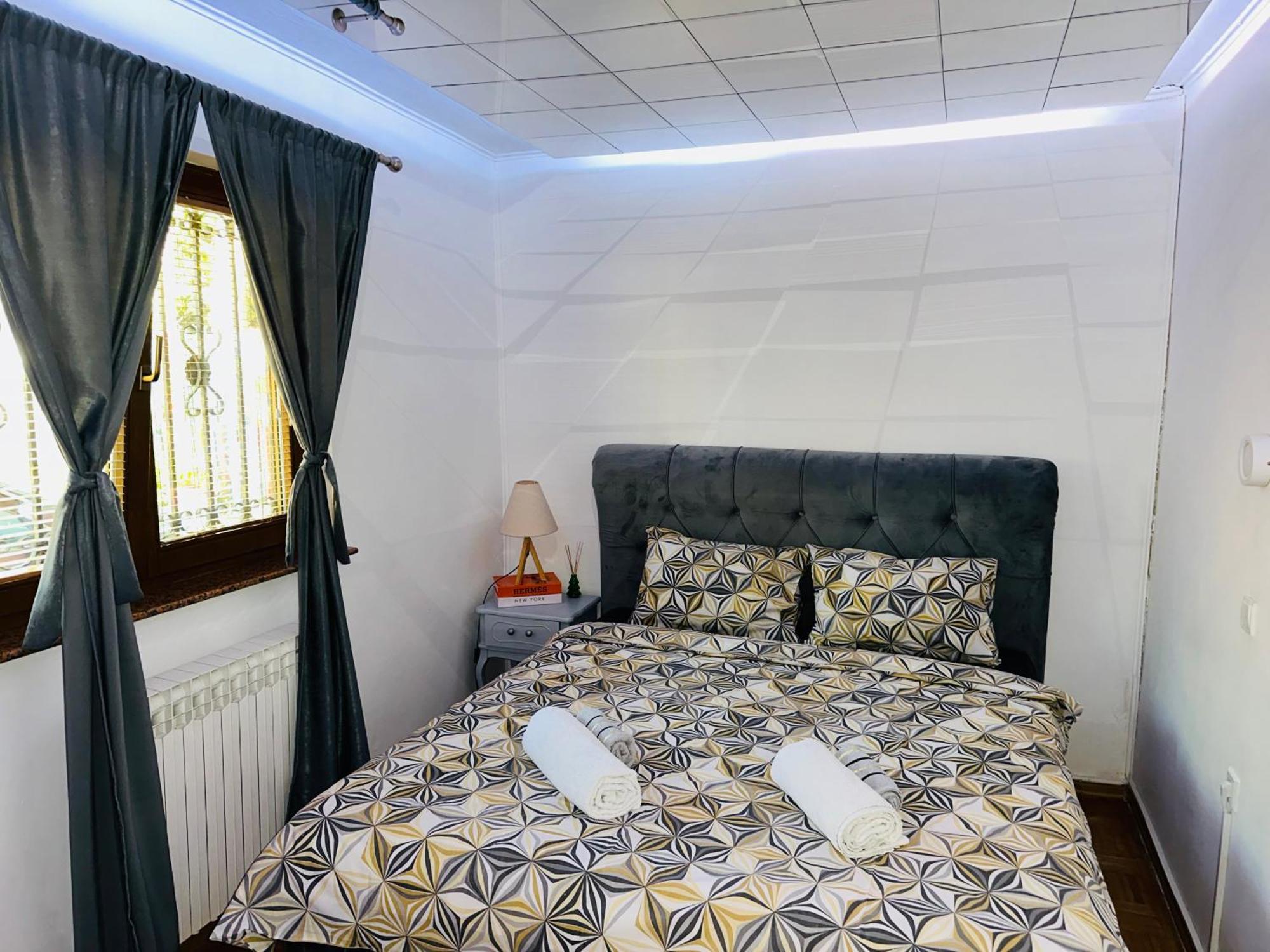 Hedonist Spa Jacuzzi Sarajevo Free Parking ภายนอก รูปภาพ